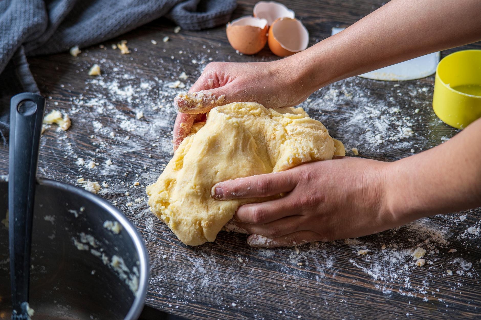 GLUTEN POWODUJE USZKODZENIA&nbsp;MÓZGU!
