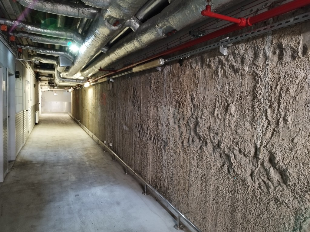 CZY SPOŁECZEŃSTWO POTRZEBUJE&nbsp;ODMIEŃCÓW?