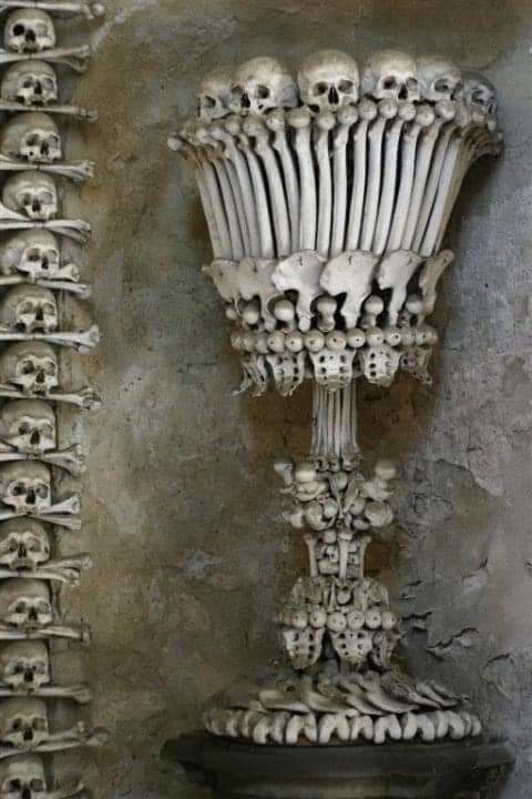 WIELKA EPIDEMIA TO WIELKA „WYŻERKA” DLA&nbsp;ELIT!