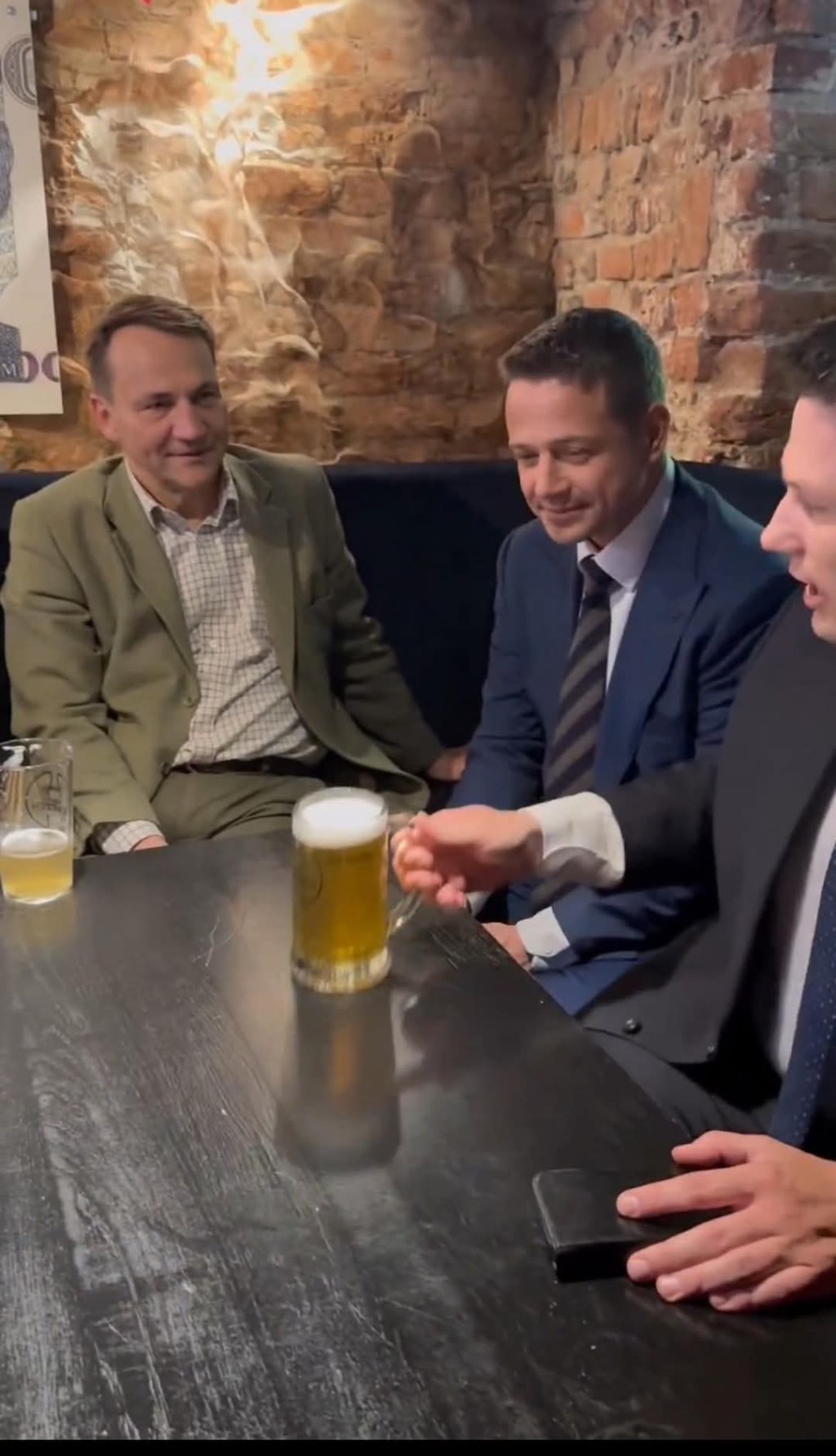 PIWO ZDRAJCÓW: MENTZEN, COŚ&nbsp;TY!?