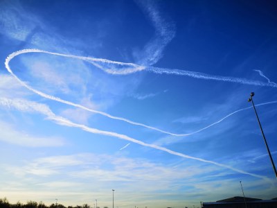 LUDZIE SIĘ BUDZĄ: RAPORT i PANIKA&nbsp;ELIT!