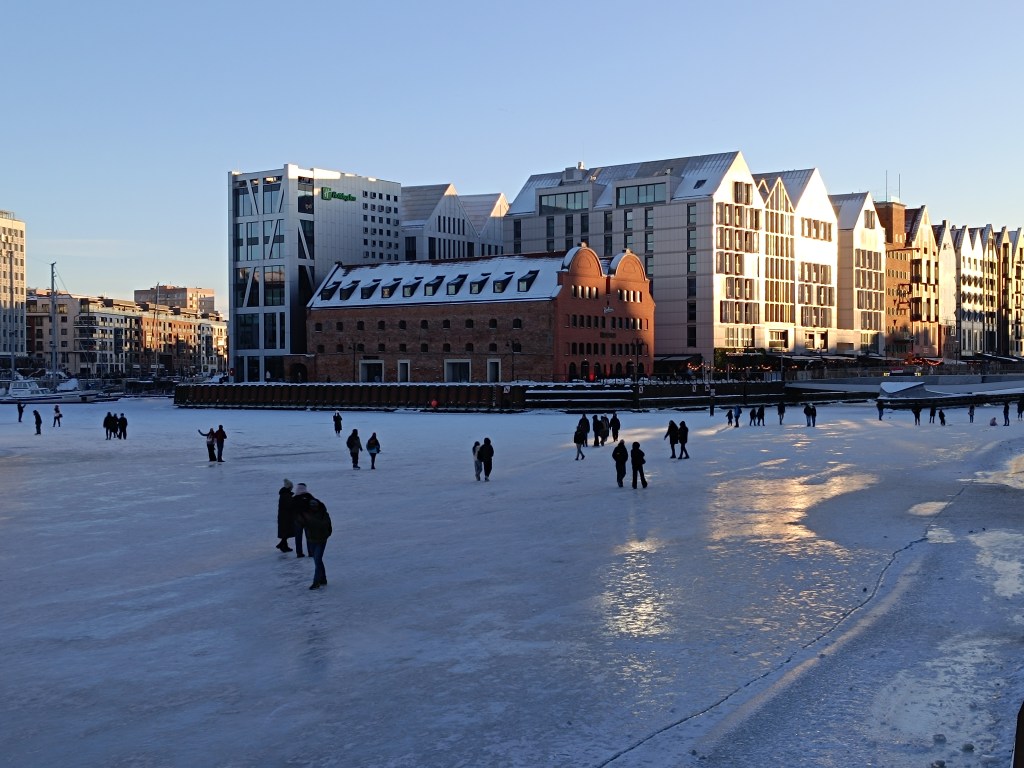 MEDIA: 2025 BYŁ REKORDOWO CIEPŁY W PL!